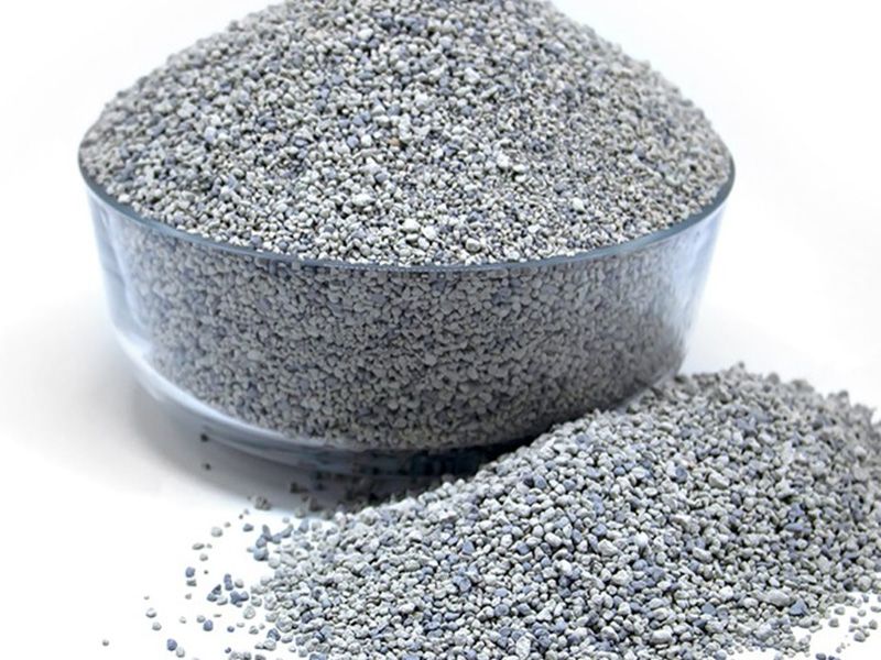 Bentonite Cat Litter Bag Charcoal Round 20 Kg